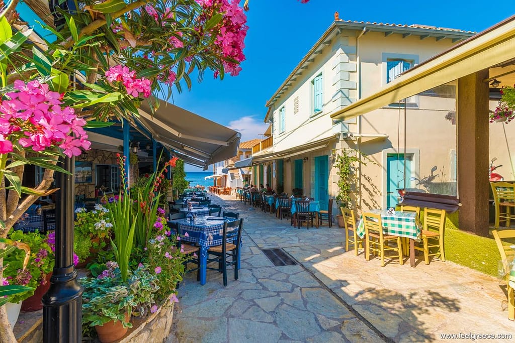 Agios Nikitas - Il villaggio con accesso diretto al mare