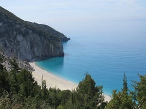 Milos Beach, una delle spiagge più affascinanti della costa occidentale di Lefkada.