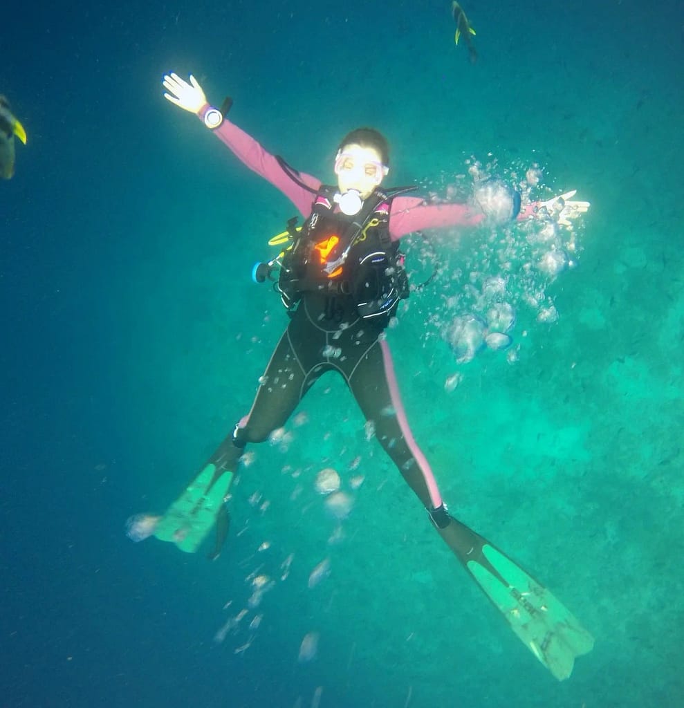 Un'esperienza unica al Lefkas Diving Center, dove imparare a immergersi in sicurezza e ottenere il brevetto PADI per esplorare i mari in autonomia ovunque tu voglia.